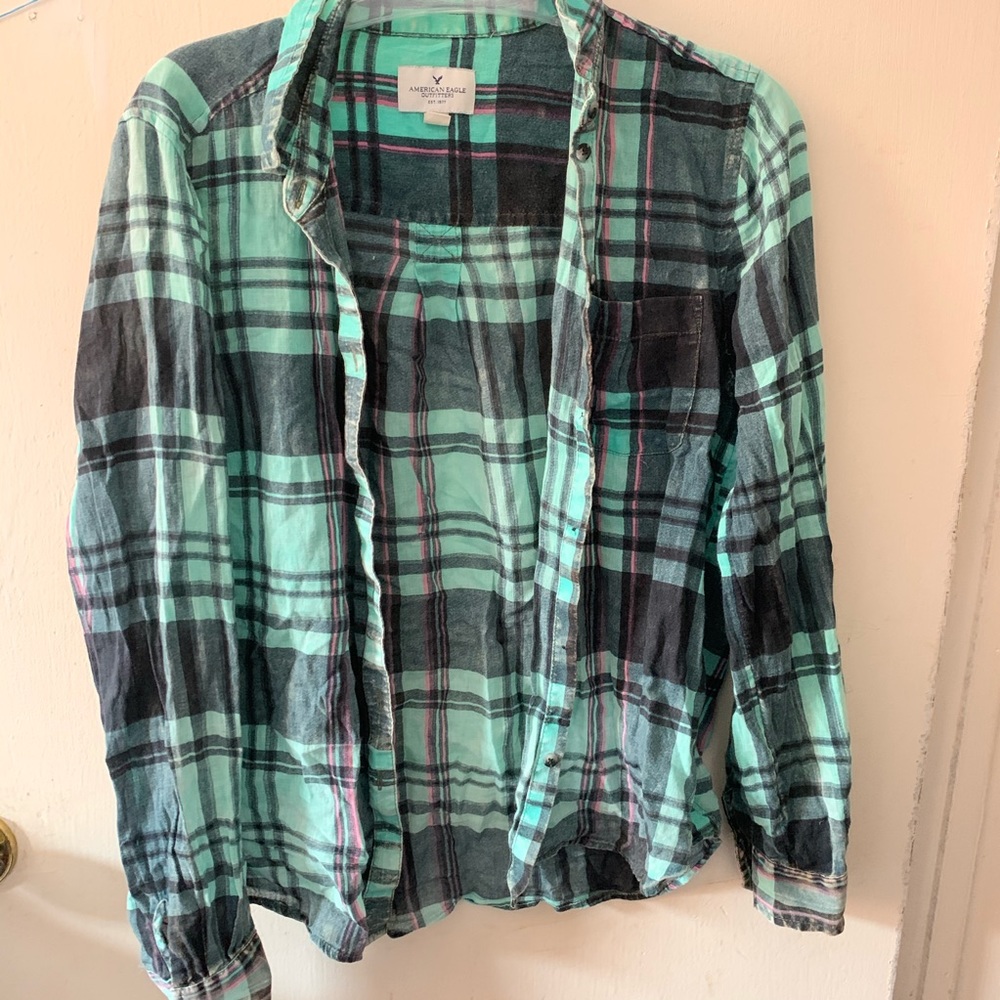 American Eagle thin plaid shirt